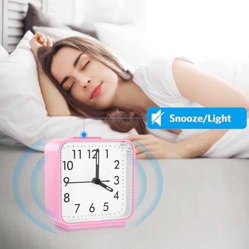 AMIR Analog Alarm Clock with Snooze and Light