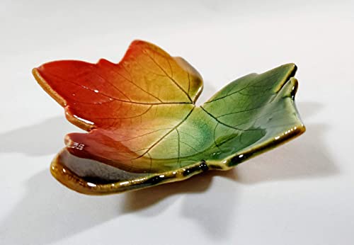 Earthen Vessels Thimble Berry Leaf Tea Bag Coaster
