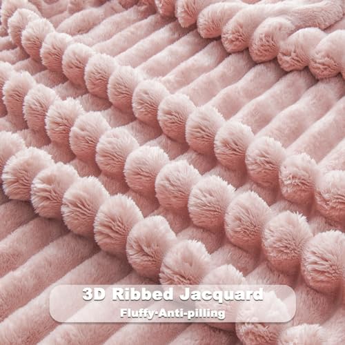 NEWCOSPLAY Super Soft Throw Blanket Pink 3D Ribbed Jacquard Flannel Fleece 50x60