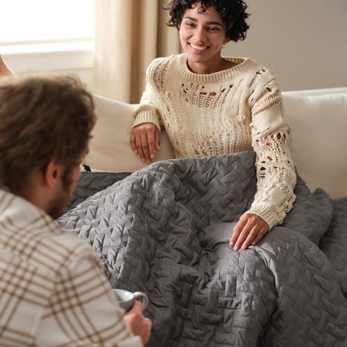 Bedsure King Size Quilt - Grey Basket Weave Bedspread