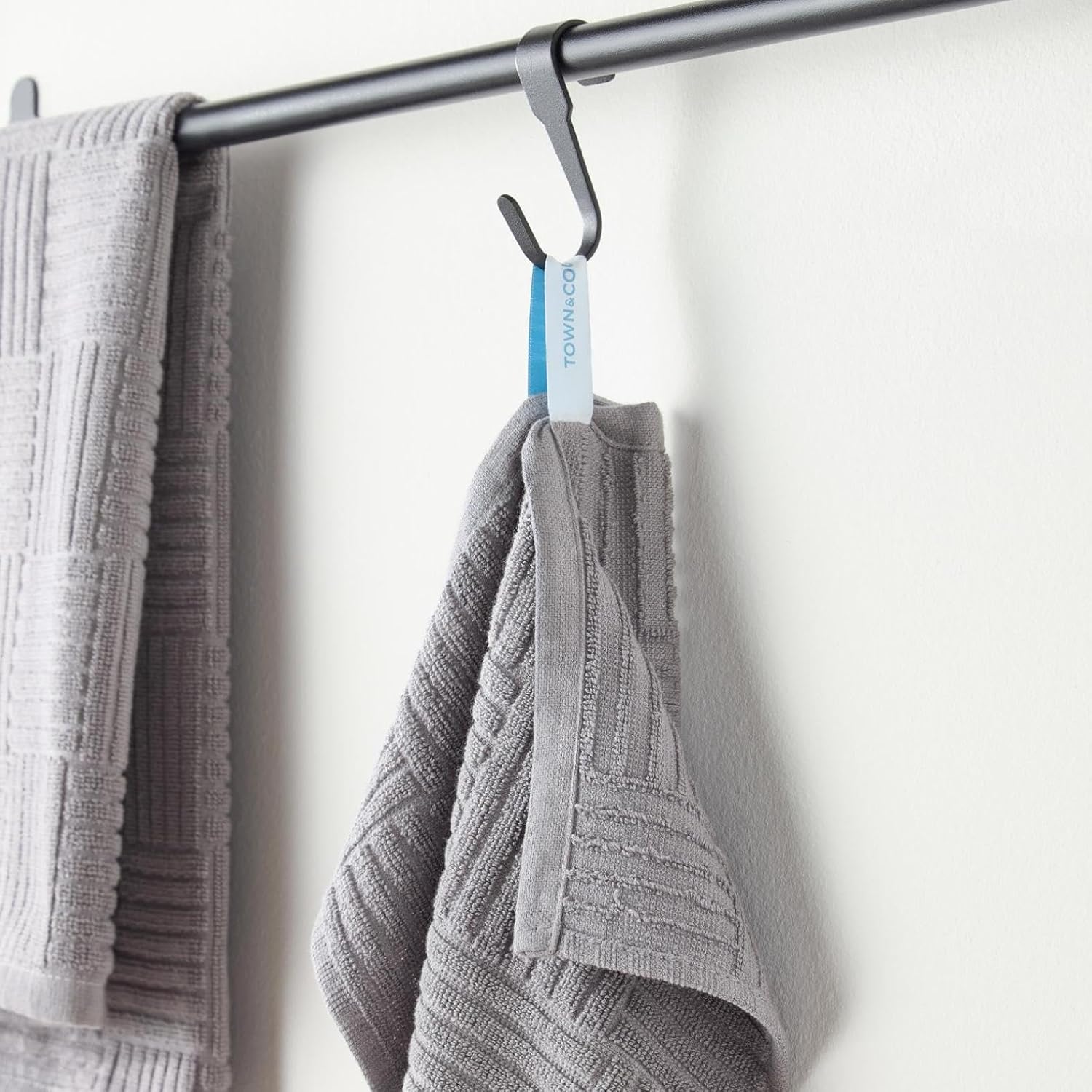 TOWN COUNTRY BASICS 4-Pack Kitchen Towel Set