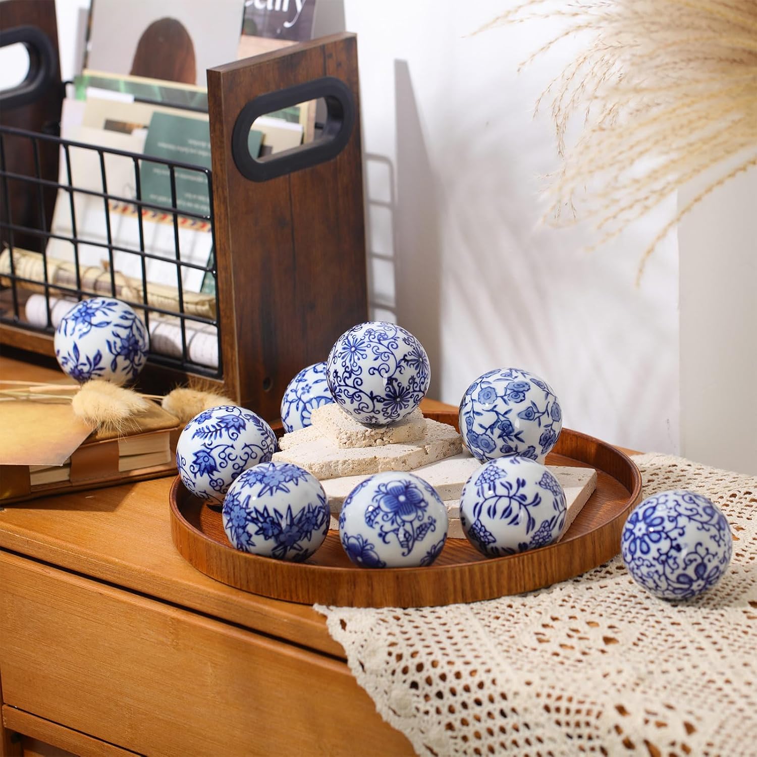 Vesici 9 Pcs Blue White Porcelain Decorative Balls