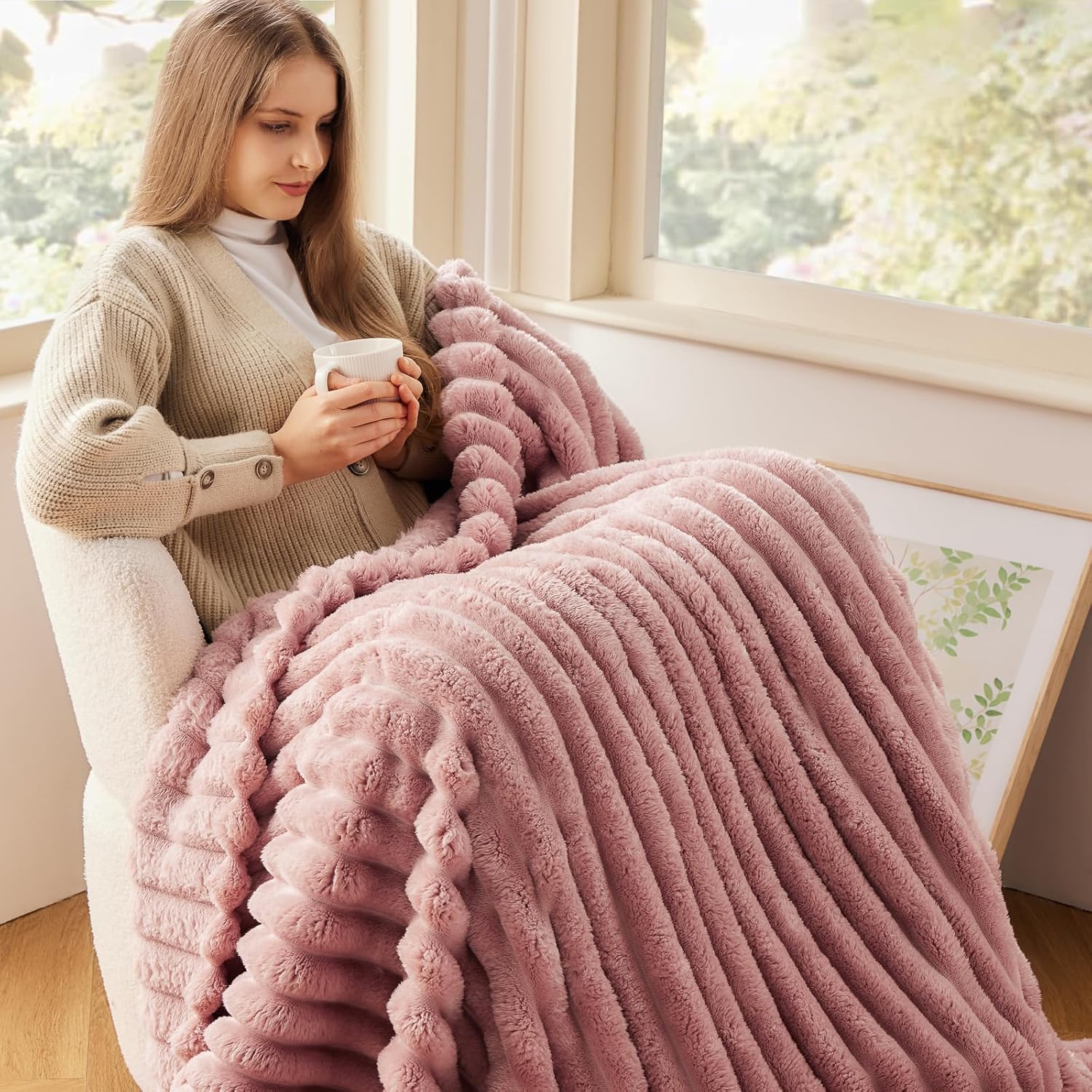 NEWCOSPLAY Super Soft Throw Blanket Pink 3D Ribbed Jacquard Flannel Fleece 50x60
