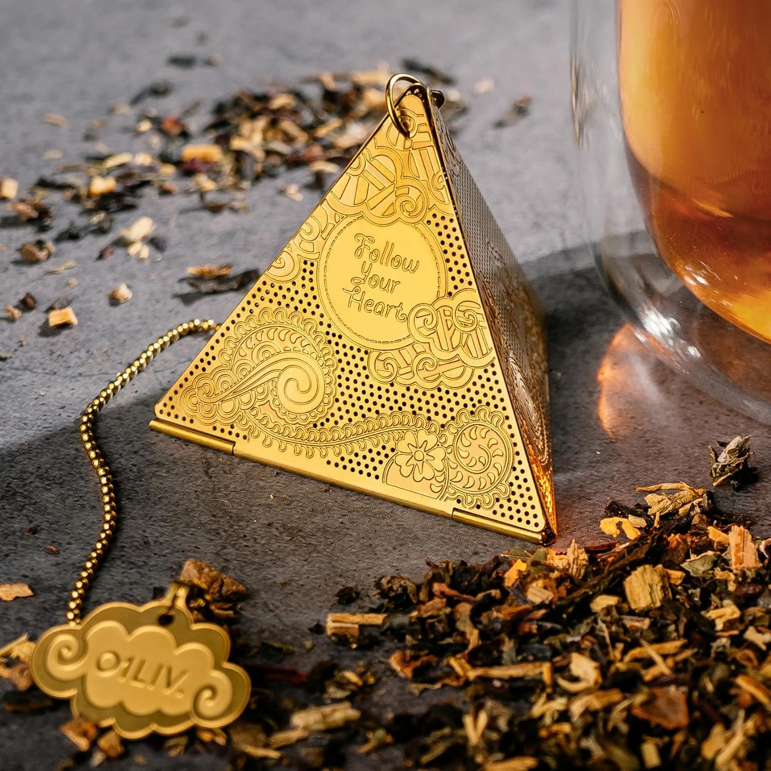 Loose Leaf Tea Infuser Pyramid Shape - Gold