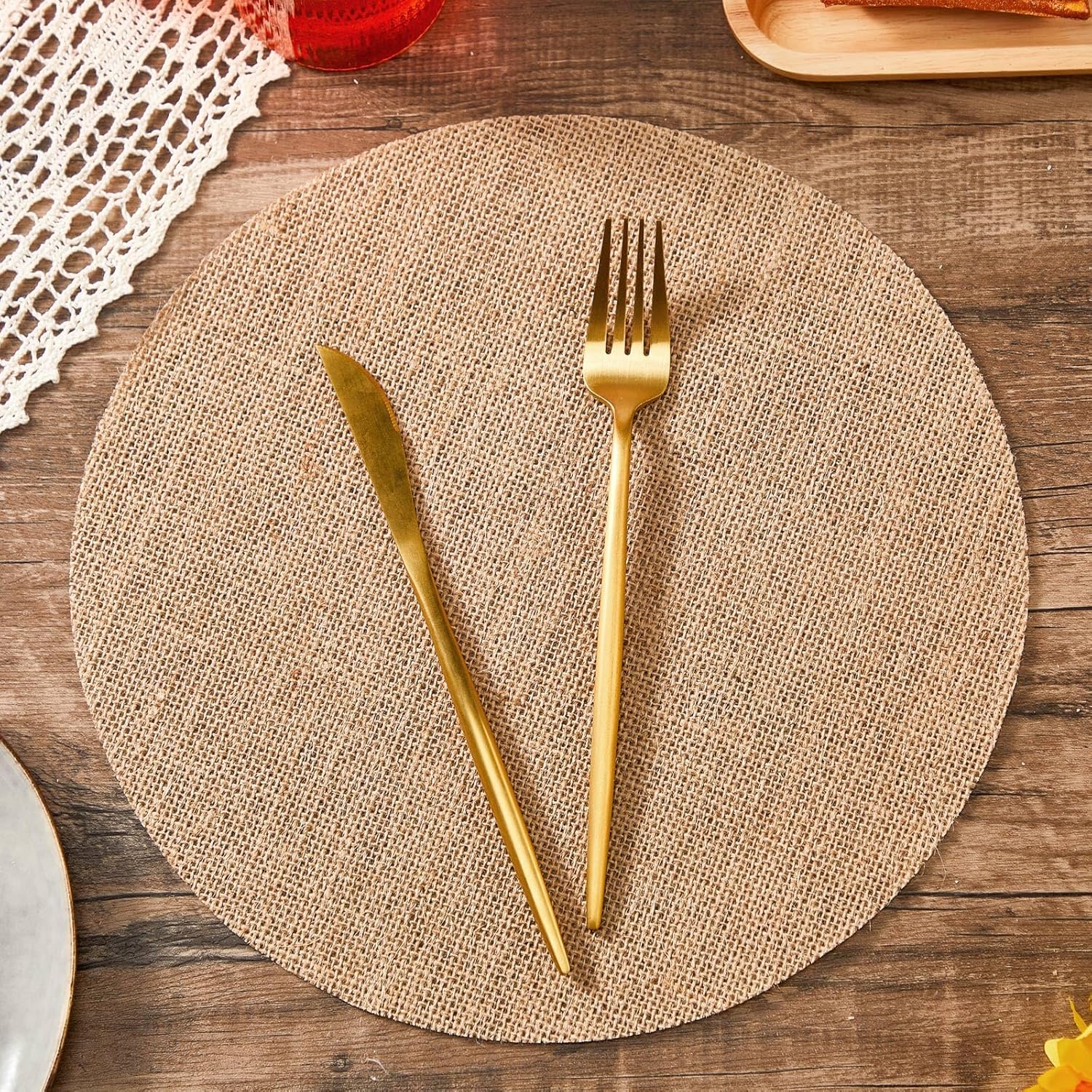 Mifoci 100 Piece Burlap Placemats Round Reusable Table Mats